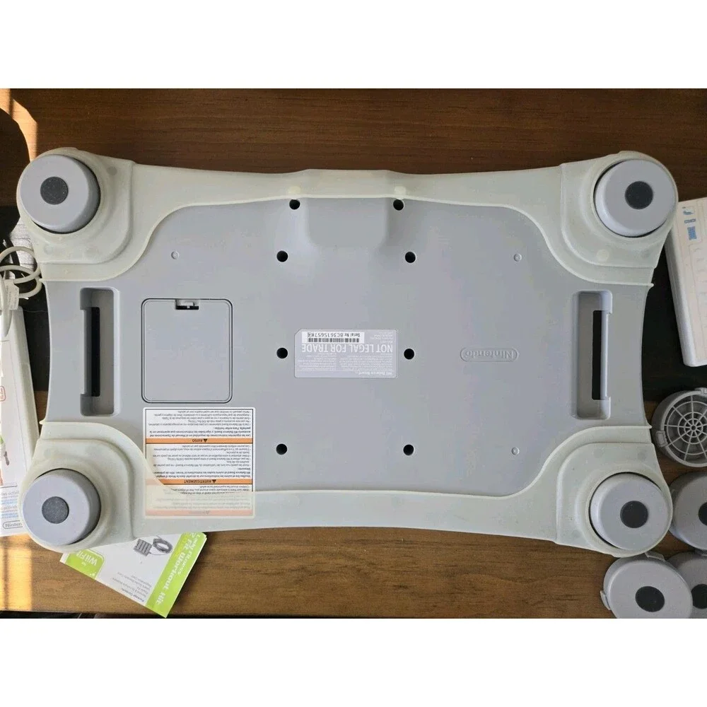 Complete Nintendo Wii Fit Balance Board Wii Fit & Fit Plus Games & Accessories